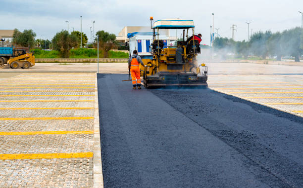 Best Driveway Paving Contractor  in Dulles Town Center, VA