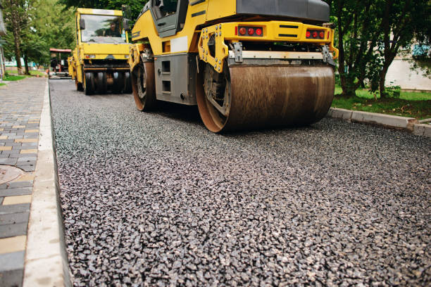 Best Residential Driveway Paver Services  in Dulles Town Center, VA